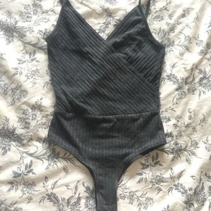 🌺3 FOR $30🌺 bodysuit